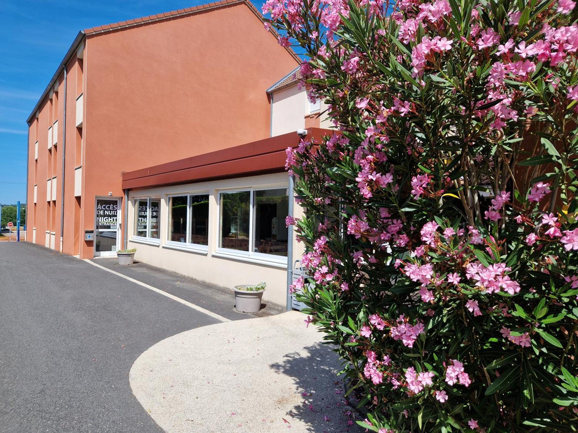 Kyriad Direct Limoges Nord Exterior foto